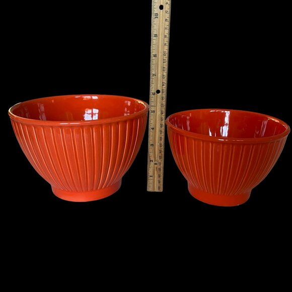 Set of 2 Primagera Salmon Deep Orange Mixing Bowls - Small Ribbing - Picture 8 of 10